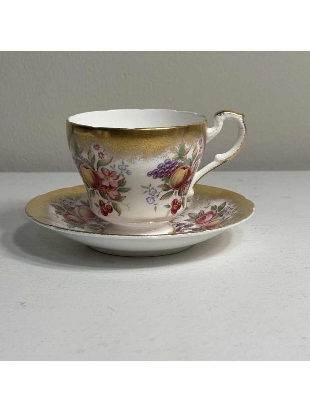 Paragon by Appointment Fruit Berries Flowers Heavy Gold Cup and Saucer Set